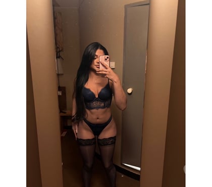 Escorts Leeds City Centre Leeds - Photos for Julia 🇧🇷GORGEOUS LATINA NEW IN TOWN