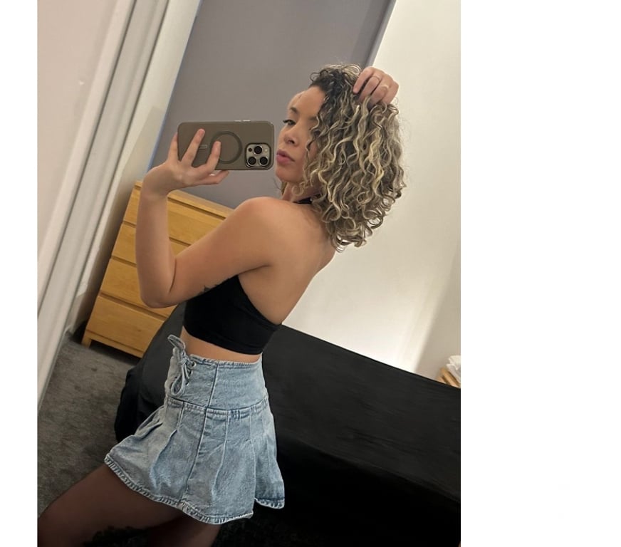 Escorts Aberdeen Aberdeen City Centre - Aberdeen - Photos for Vicky Petit Brazilian 🇧🇷 ♥︎ PICS ARE 100% REAL!