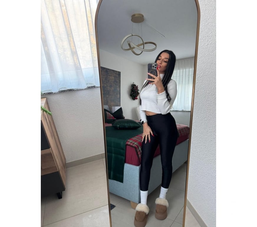 Escorts East London Gants Hill - East London - Photos for 💦‼️DEEA NEW HERE💦‼️REAL AND OWO 🔥