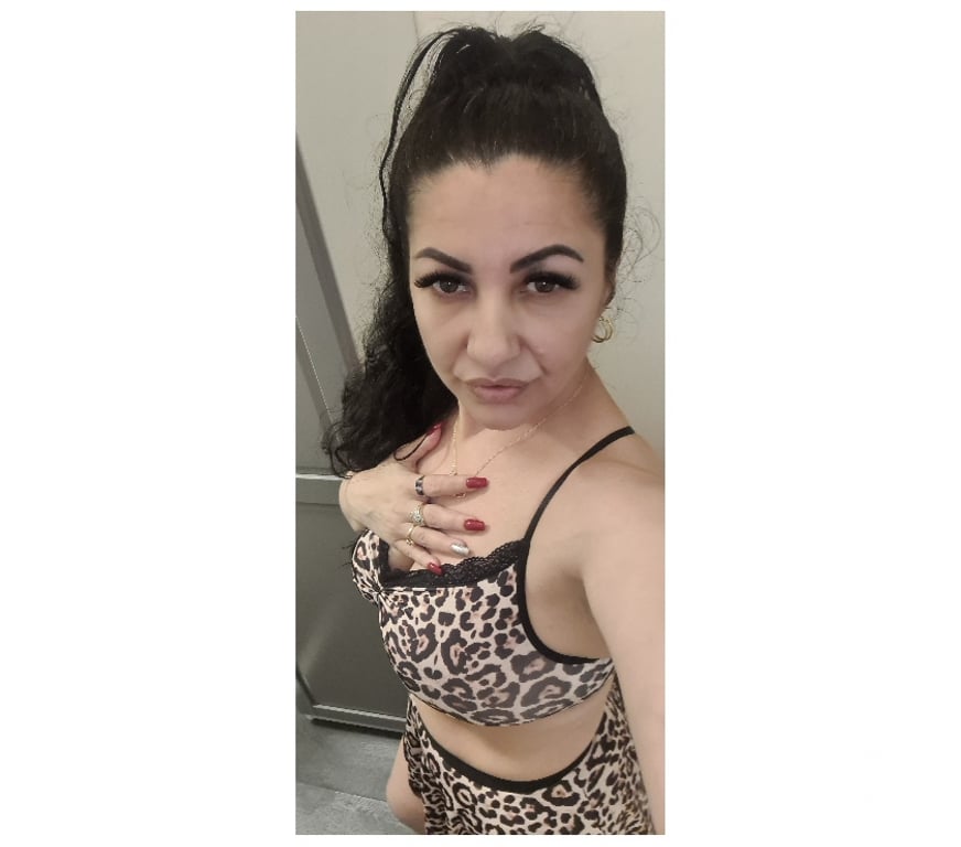 Escorts North London Finsbury Park - North London - Photos for Milf Kelly sexy big natural breasts 💋💋💋