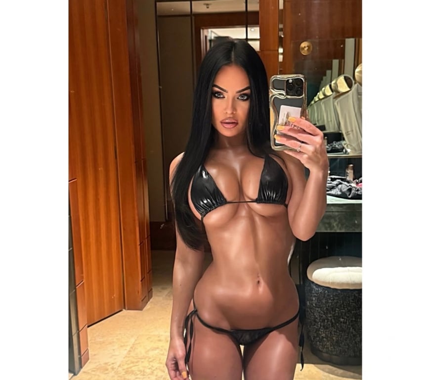 Escorts West Midlands Birmingham - Photos for TRANSGENDER KIRA 🔥 BRAZILIAN HOt 🔥