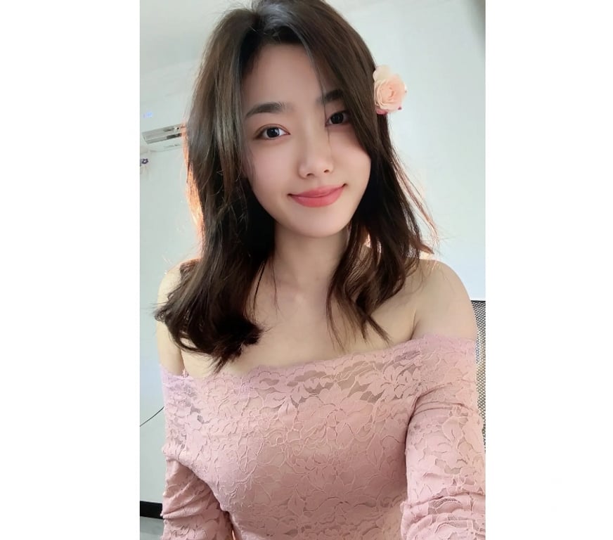 Escorts East London South Woodford Station - East London - Photos for 🌸 Harmony Within • Relax, Breathe, Feel