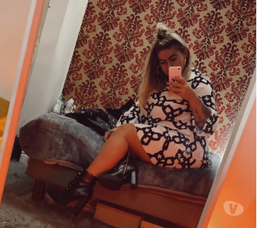 Escorts Hertfordshire Watford - Photos for Curves 😍Best Head Maggie Milf Watford 😍🙏🏻