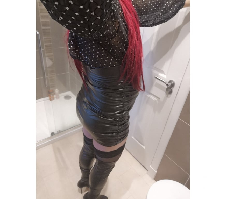 Adult Entertainment Glasgow Glasgow City Centre - Glasgow - Photos for Convincing chav trans for video calls and content