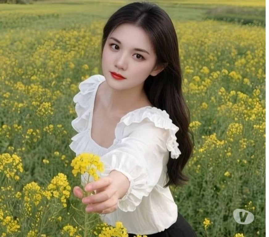 Escorts Cornwall Penzance - Cornwall - Photos for A lovely Asian girl wants to go on a date with you.