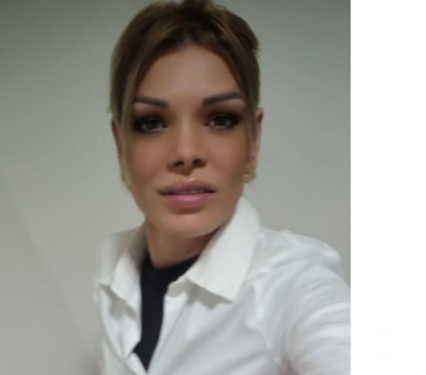 Escorts East London Redbridge - Photos for Debora.naughty&sexy I'm now in town🤩🤩🥰