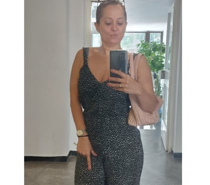 Escorts Kirkstall Road Leeds - Photos for Mature Monica 45 years old. Whatsapp videocall confirmation