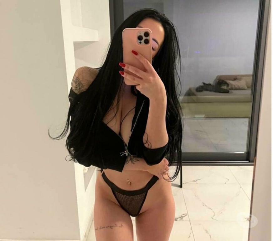 Escorts Bedfordshire Luton - Photos for New girl In town! Best experience call me 💕