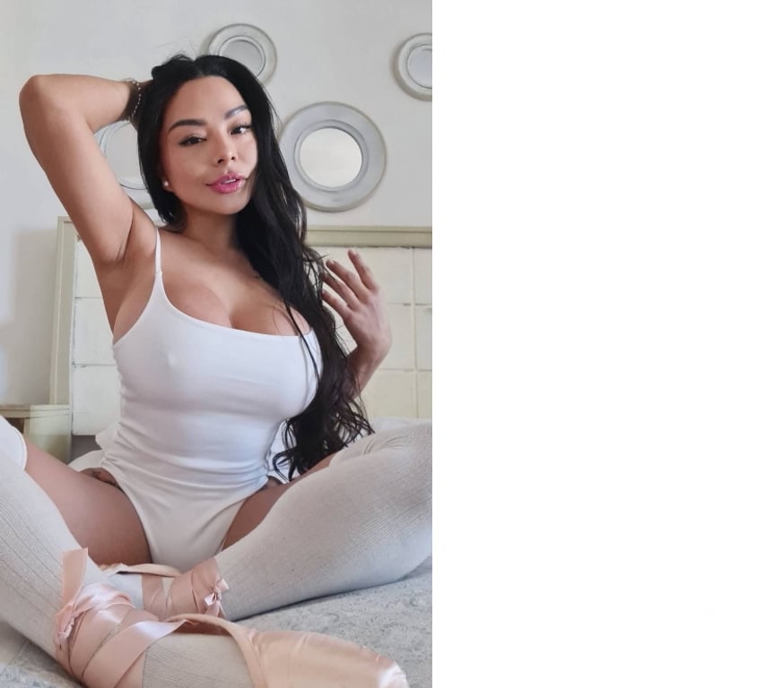 Escorts South West London Chelsea - South West London - Photos for 100% non-silicone Latin profile