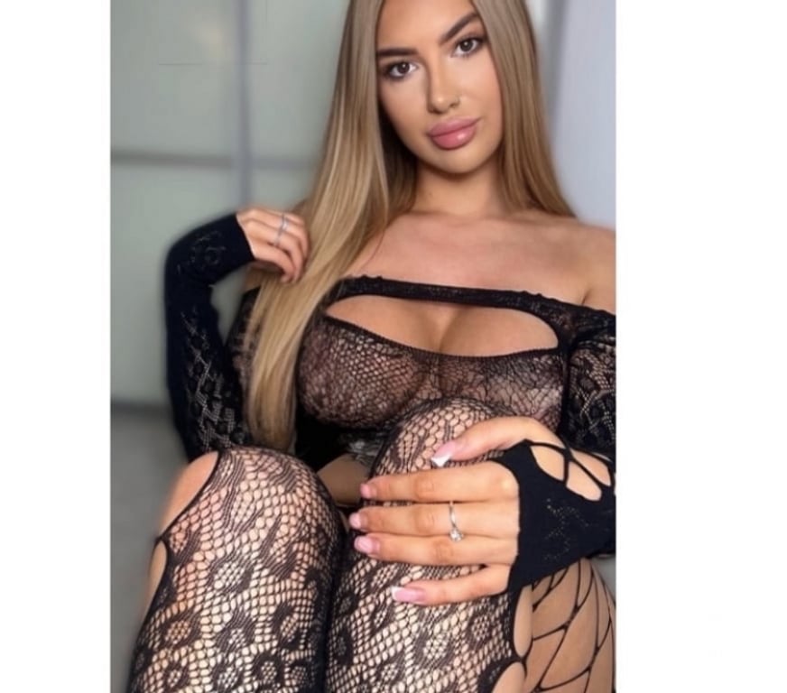 Escorts Nottinghamshire Nottingham - Photos for Sara kind and sweet no rush service, massage 🥰