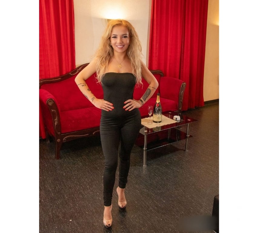 Escorts Aberdeen Aberdeen City Centre - Aberdeen - Photos for PORNSTAR MELISSA❤️FULL SERVICE💯TOP☎️WHATSAPP ONLY