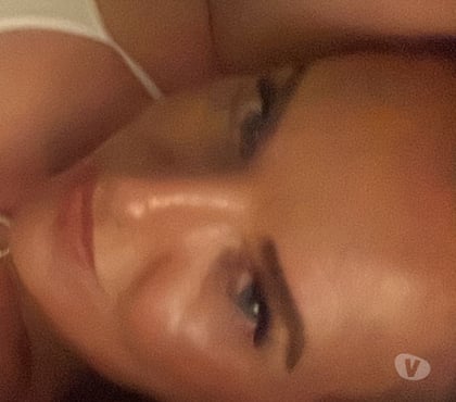 Adult Entertainment Glasgow City Centre Glasgow - Photos for Blue eyed brunette