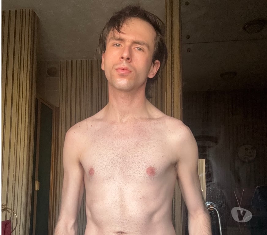  Gay massage East London Canary Wharf - DLR Station - East London - Photos for Charlie Ryot - London’s Flirty, Confident Companion