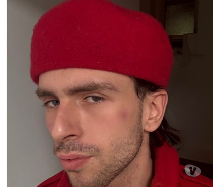 Gay Escorts Canary Wharf Station East London - Photos for Charlie Ryot - London’s Flirty, Confident Companion