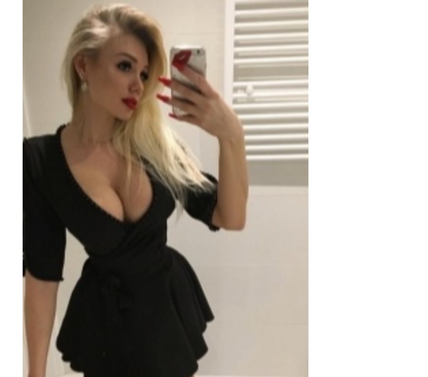 Escorts Hertfordshire Watford - Photos for NICOLE NEW NEW PARTY 🥳 GIRL 💯🥳🥳