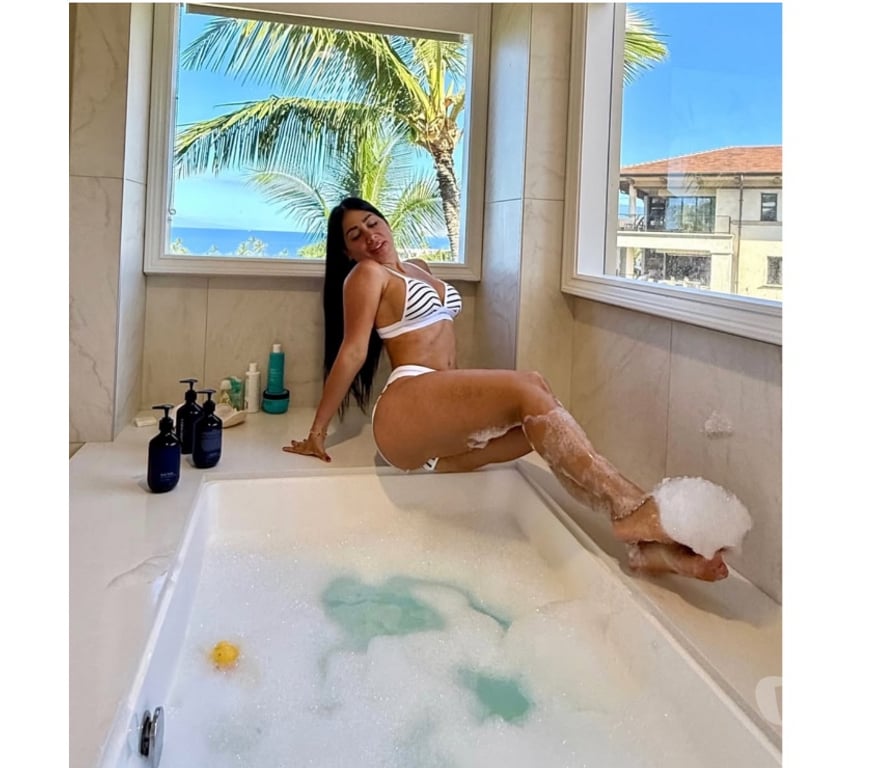 Escorts South West London Earls Court - South West London - Photos for New New Year your city 💋💋💋💯💯