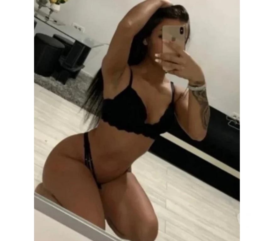 Escorts Warwickshire Warwick - Photos for 🔥New Here🥰Party Girl💯SWEET GIRL🍭