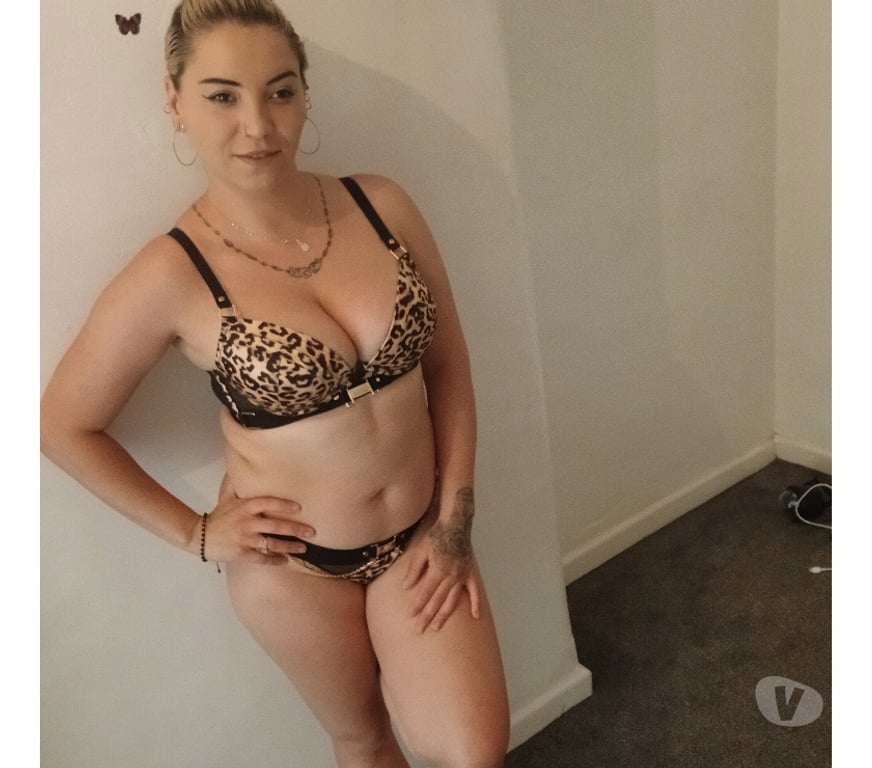 Escorts Norfolk Norwich - Photos for 😍Hi guys i'm Sandra new in town party girl💋