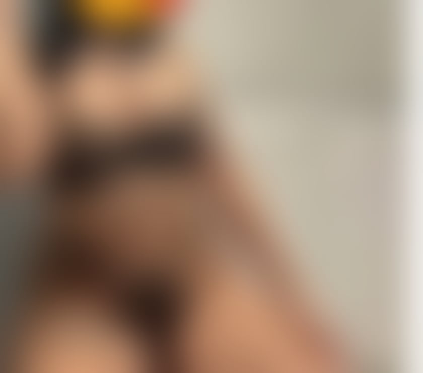 Escorts West Yorkshire Leeds - Photos for I m Laura Slim girl available now