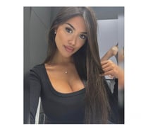 Jessica new in town , party girl