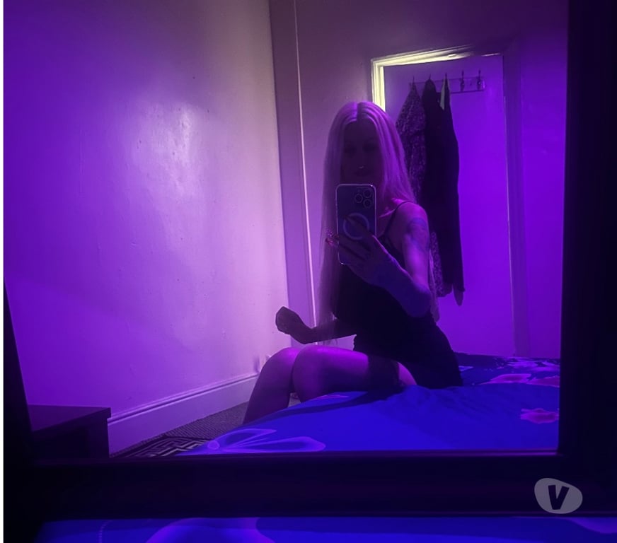 Escorts West Yorkshire Leeds - Photos for 🥳PARTYIN❤️😈 Erobelllaartemis❤️leeds29
