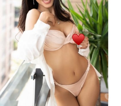 Escorts and Massages Dentons Green Saint Helens - Photos for Mia in St Helens 👅😈