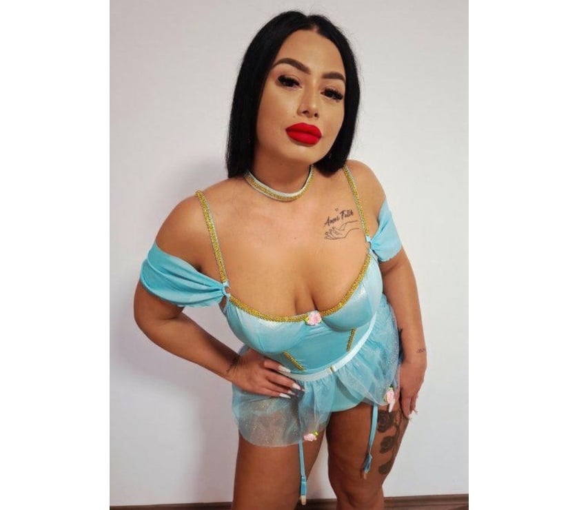 Escorts and Massages Glasgow City Centre Glasgow - Photos for ONLY OUTCALL🌹☎️Curvy&Busty☎️Karlaa party girl💎