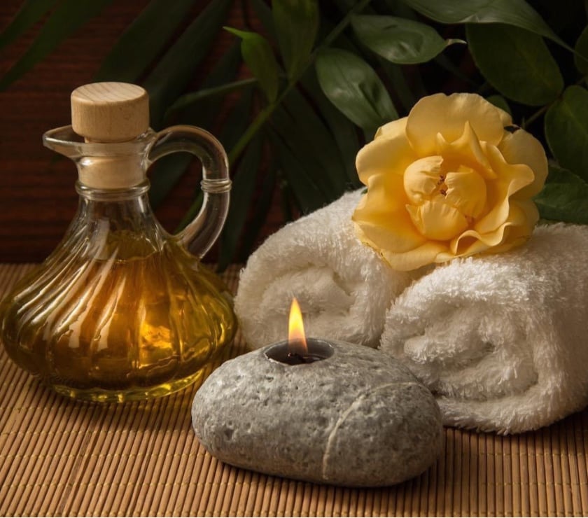 Lovely Girl Thai Massage by Jezzy