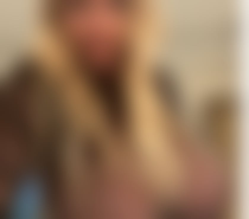  Escorts Barking Barking and Dagenham - Photos for Ella now here very nice only party 🎉🥳🥳🥳🥳