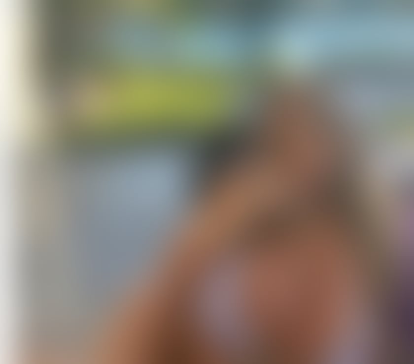 Escorts East London Redbridge - Photos for Luna now here very nice only party 🎉🥳🥳🥳🥳