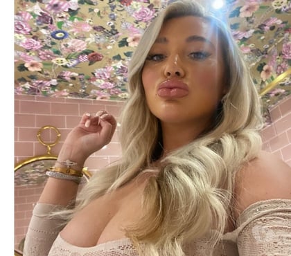  Escorts Gants Hill Station East London - Photos for Luna now here very nice only party 🎉🥳🥳🥳🥳