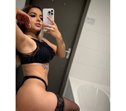 Escorts Bradford City Centre Bradford - Photos for SELYN NEW PARTY BLONDE GIRL BEST BJ