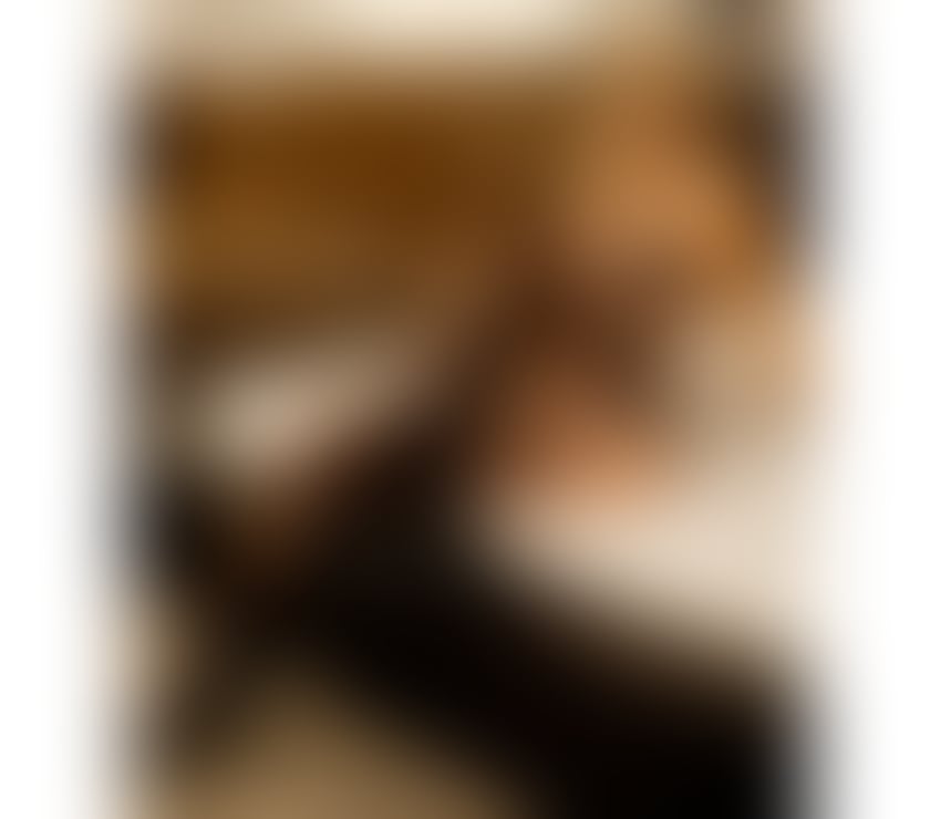  Escorts Bromley Town Centre Bromley - Photos for Cristal, a blonde masseuse.💝photos💯really