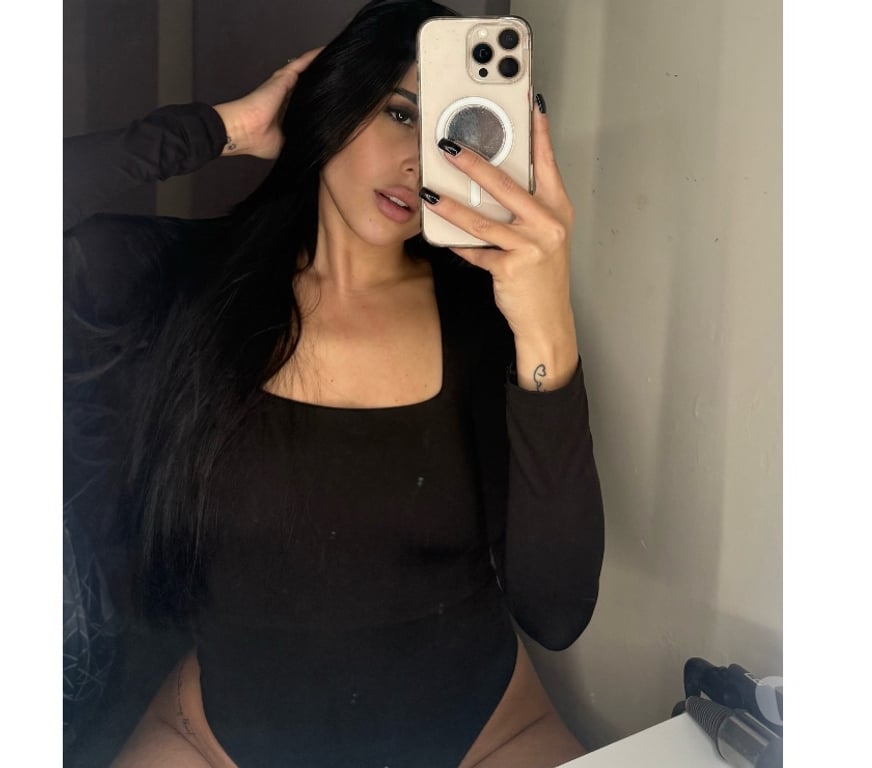 Escorts North London Edmonton - North London - Photos for The best part of your day ♥️ Emma