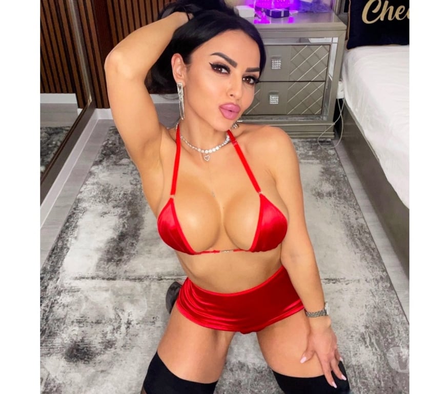 Escorts South West London Kingston upon Thames - Photos for 🥂Party 🥂Don’t miss me 🥂 1 week in town🥂