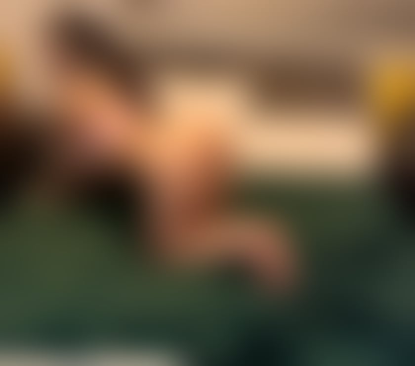 Escorts High Street Kensington West London - Photos for Deni party girls best service 🎊🎊