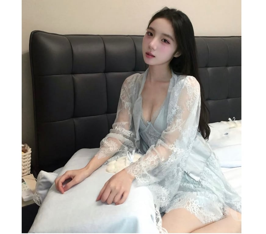 Escorts South West London Tooting Broadway - South West London - Photos for ❤️Sexy Busty Japanese Girl Escort ❤️ New Arrived