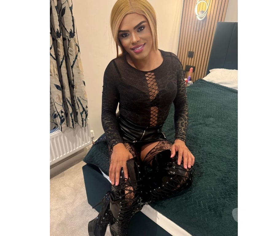 Escorts West Midlands Solihull - Photos for TRANS TS LANNA NOW IN SOLIHULL B91 TRAVELODGE 07502474209