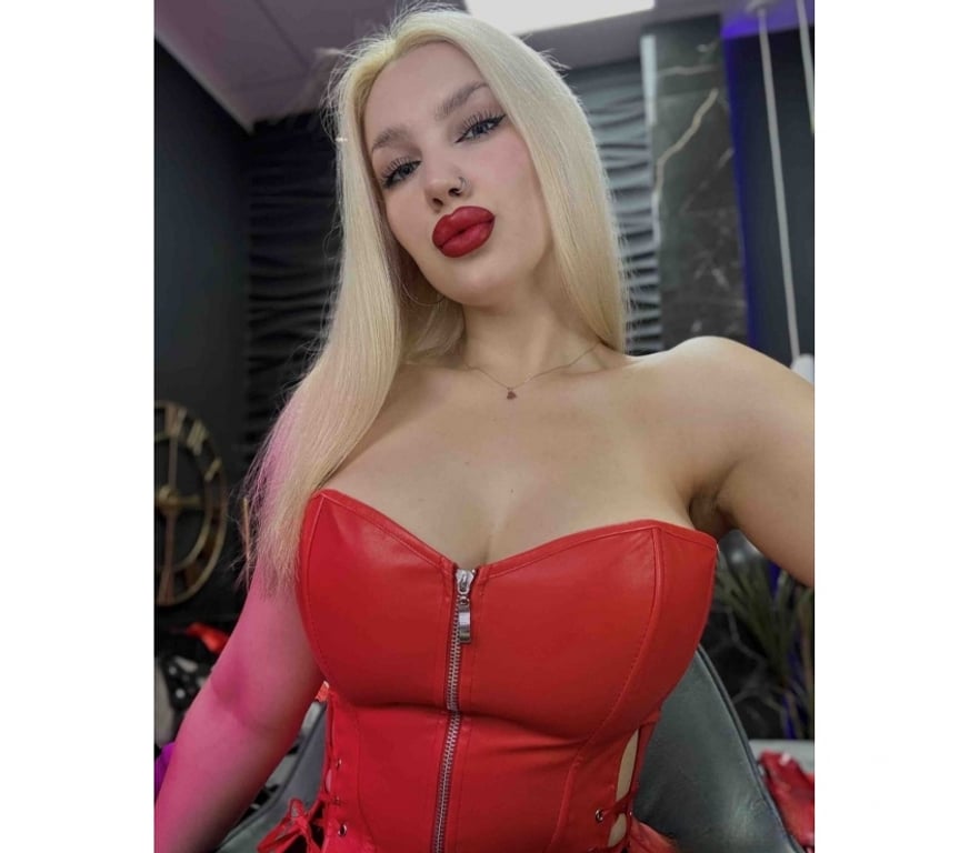 Escorts Bedfordshire Luton - Photos for Julya First time in your town❤️‍🔥