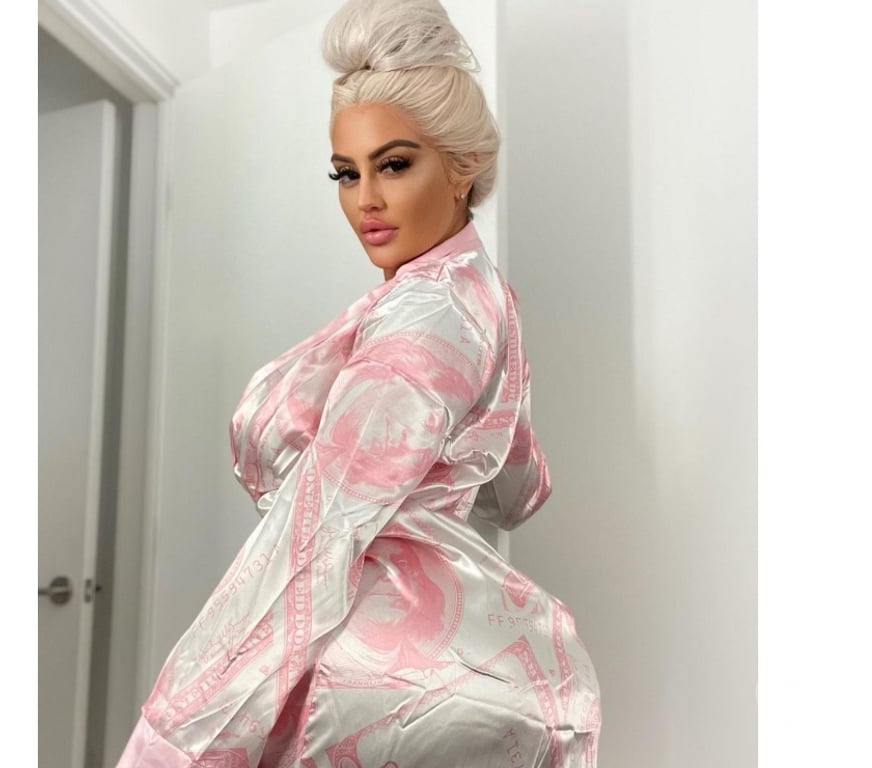 Escorts Lancashire Preston - Photos for Julya🤍best experience 💋ready for party🎉🍾outcall