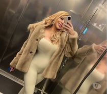 Beautiful hot Spanish girl in UK for a few days 🇪🇸