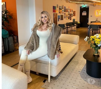 Photos for Beautiful hot Spanish girl in UK for a few days 🇪🇸