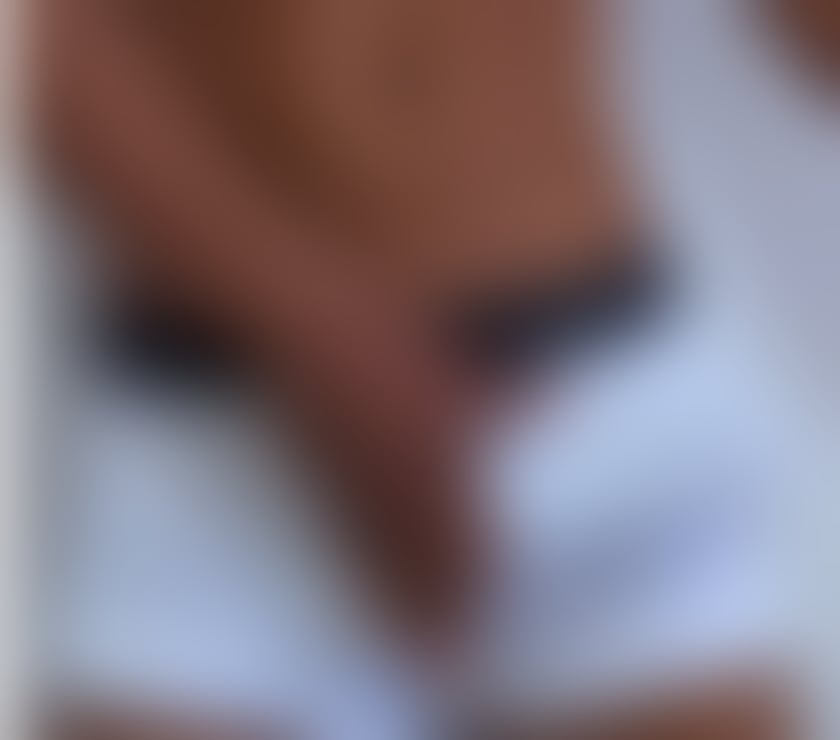  Gay massage East London Bow Road Station - East London - Photos for Big boy, dominant massager for couples, , available.