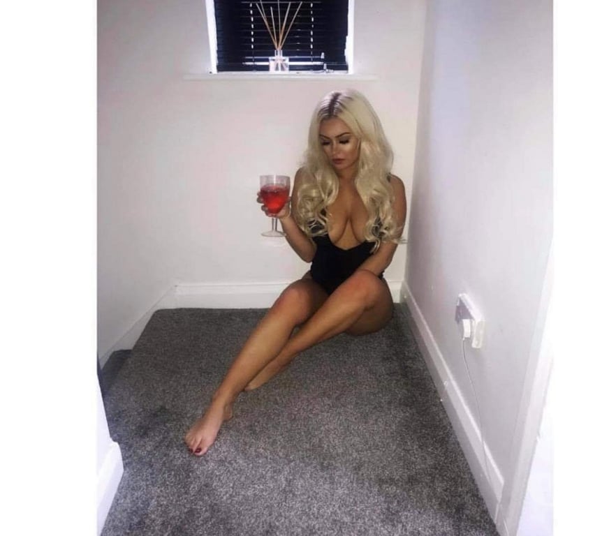 Escorts Staffordshire Cannock Chase - Photos for 🔥NAUGHTY&PARTY GIRL😈🔥NO RUSH❤️JUST OUTCAAL