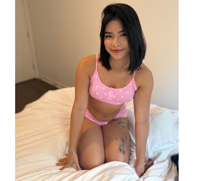  Escorts Earl`s Court Station South West London - Photos for 🍑 MIA❤️‍🔥 PARTY GIRL 🎉