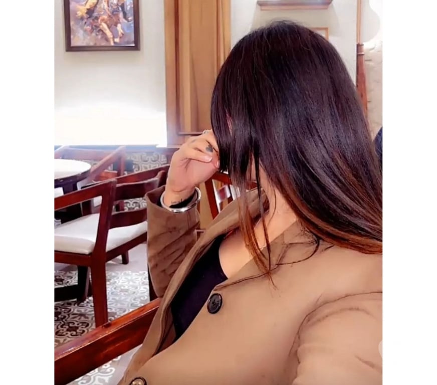 Escorts East London Havering - Photos for Hello gentlemen welcome to my profile 😉