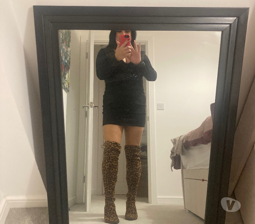 Escorts Hampshire Rushmoor - Photos for Housewife laila