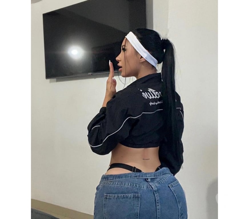 Escorts East London Havering - Photos for HOT LATINA💋REAL PICS🍯PARTY TIME