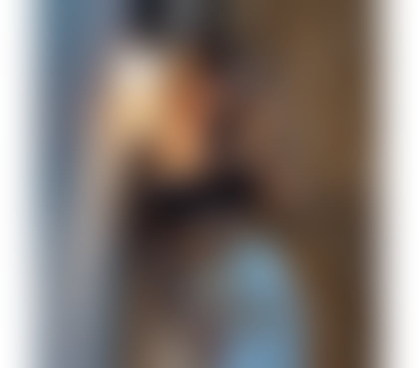 SLIM FIT BRUNETTE ❤️ OUTCALL ONLY