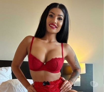 Escorts Malone Belfast - Photos for Julia 🥰 party girls ❤️